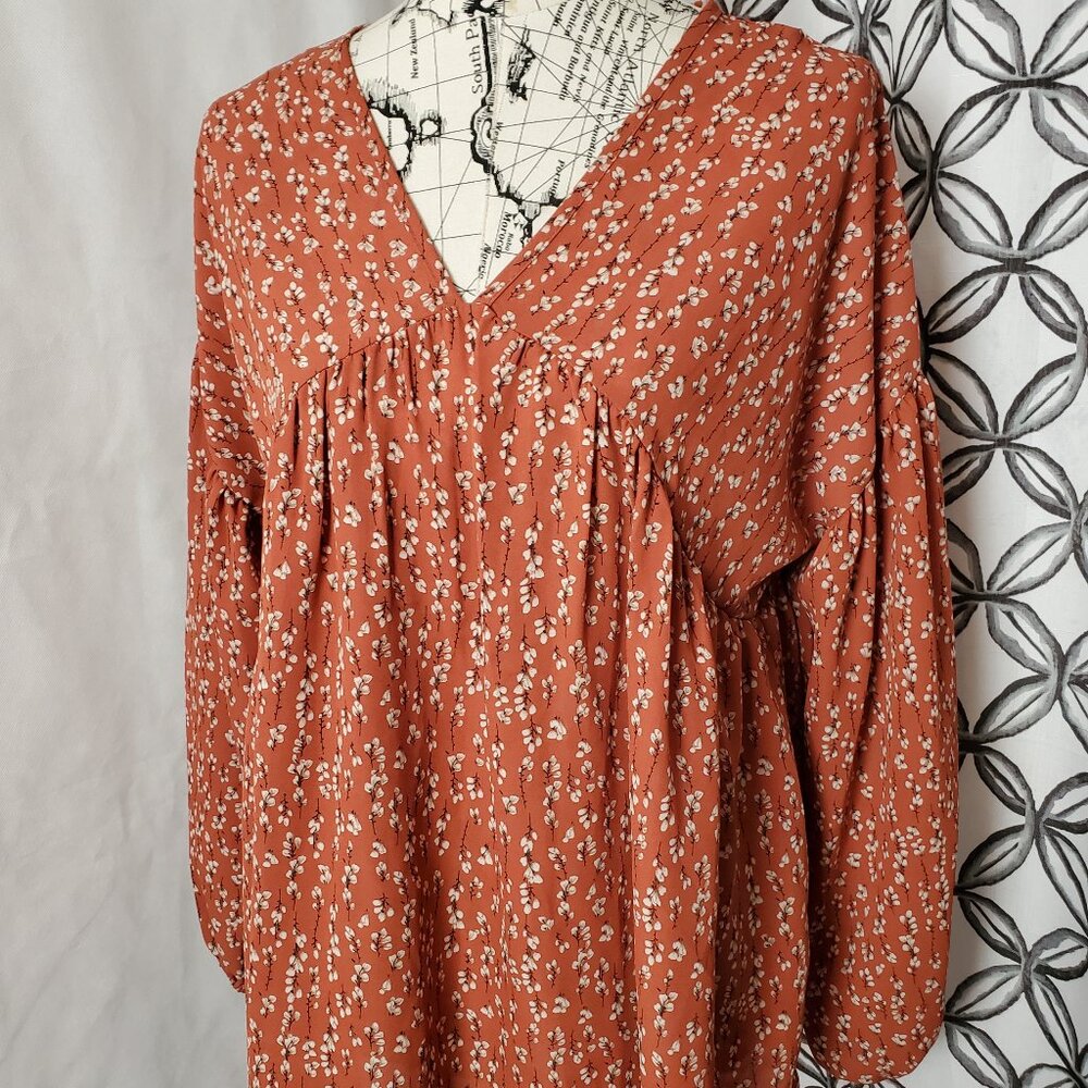 Sugarfox Long Sleeve Rust Floral Print Top - Small